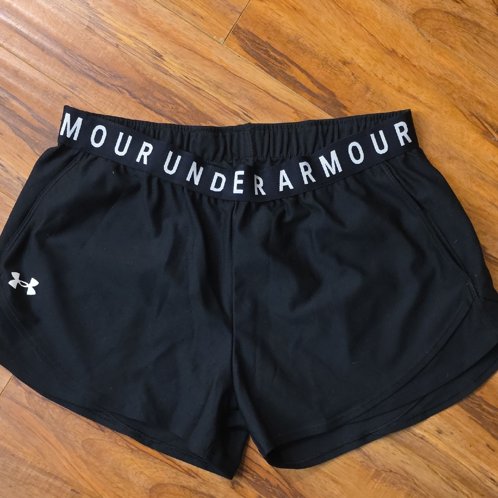 Under Armor Women's Black Running Shorts Workout Size Large